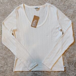 NWT L Eddie Bauer Perfect Pointelle Long Sleeve Scoop Neck Ivory Shirt NEW